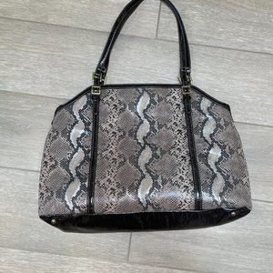 Snake embossed Vallejo essentials tote